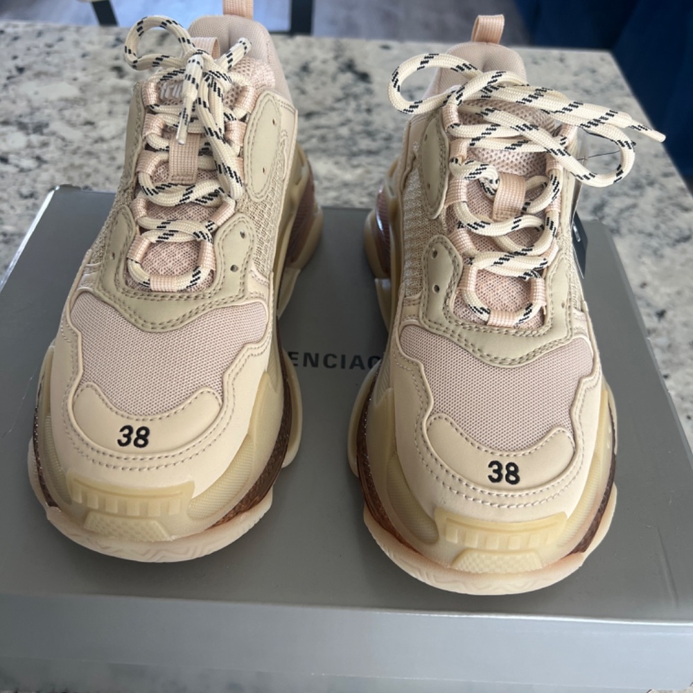 Balenciaga triple s clear sole monocolor